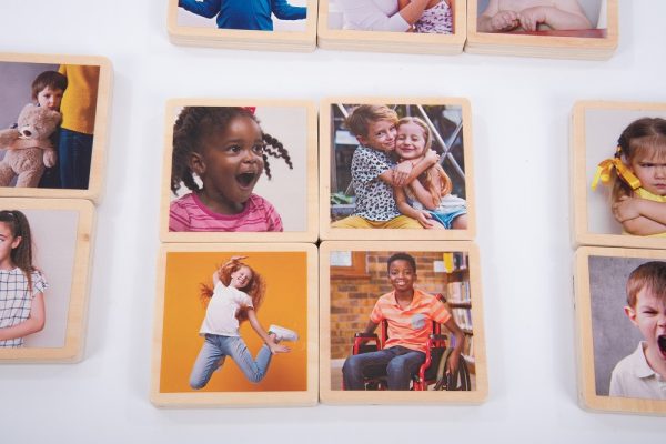 Houten Figuren Emoties - Afbeelding 5
